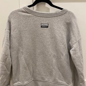 Adidas crew neck — grey